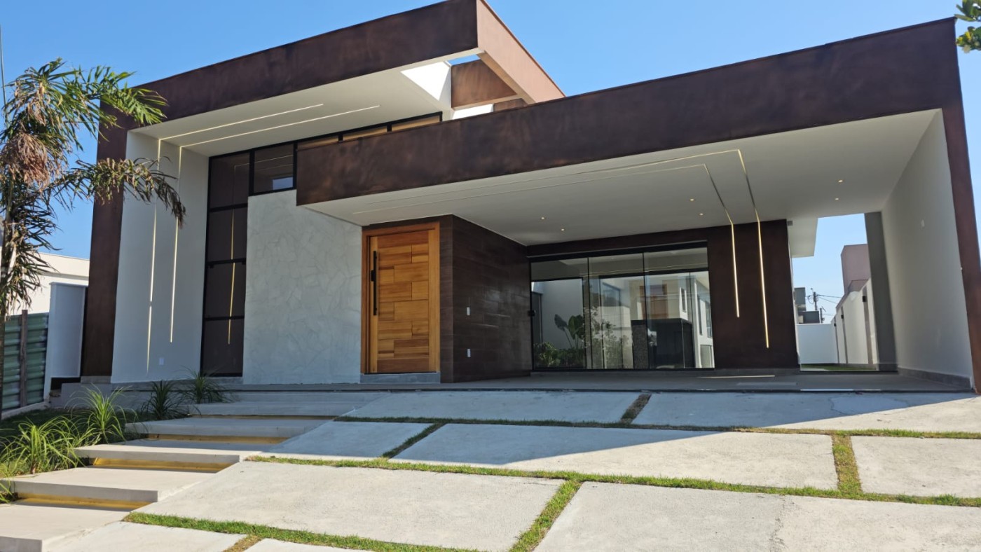 Casa em Condom�nio