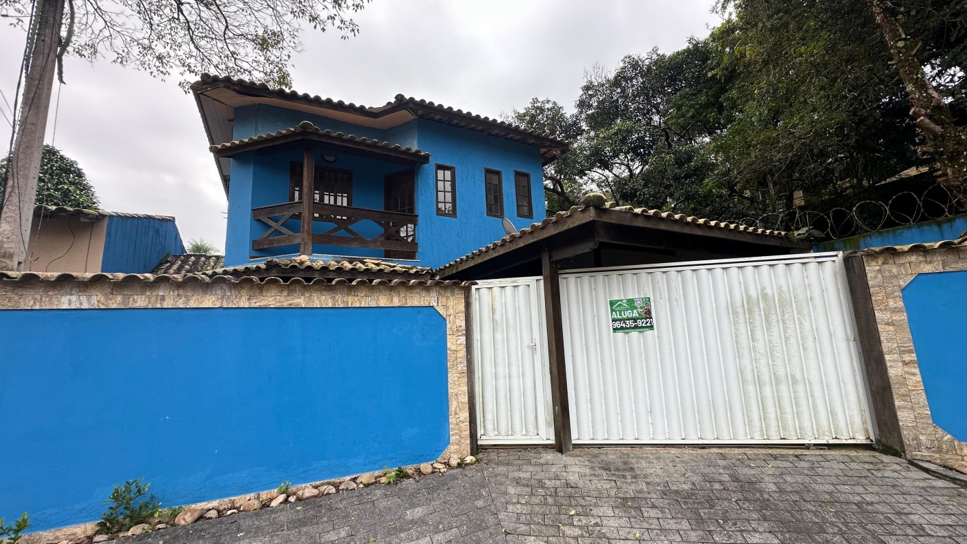Casa em Condom�nio