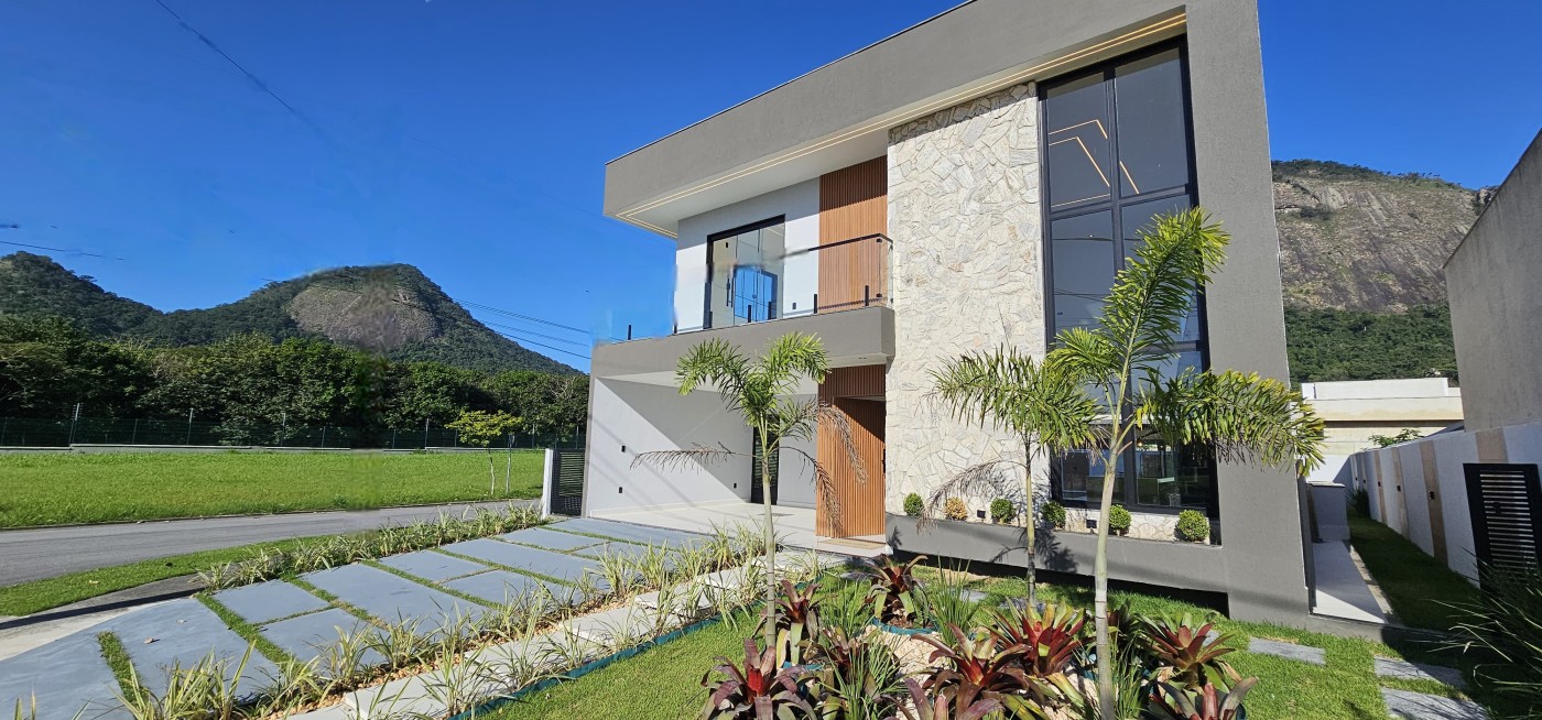 Casa em Condom�nio