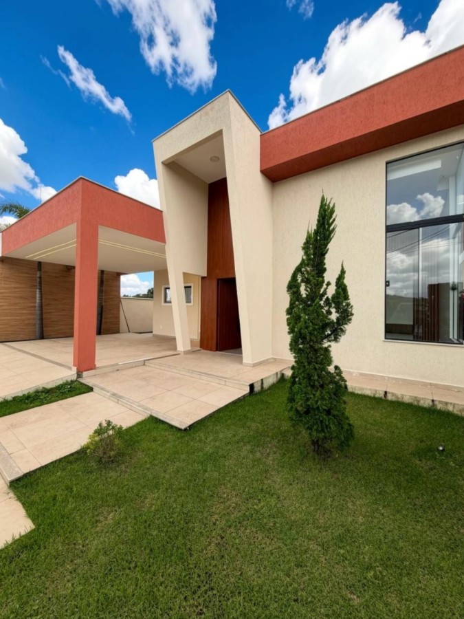 Casa em Condom�nio