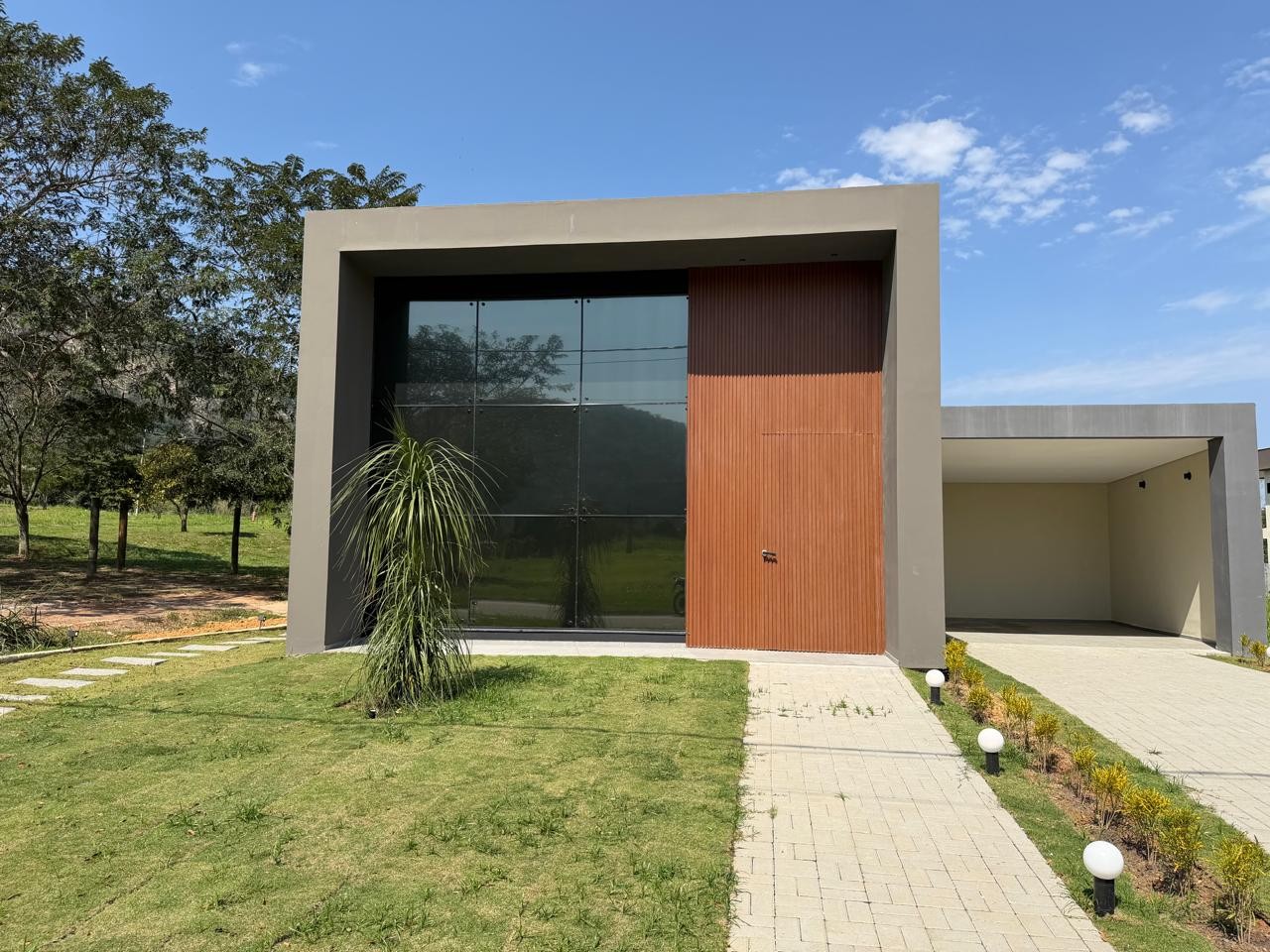 Casa em Condom�nio